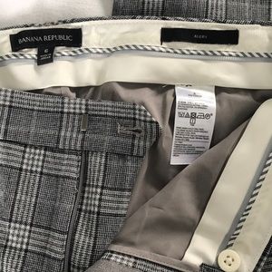 Banana republic women’s dress pants - Avery style